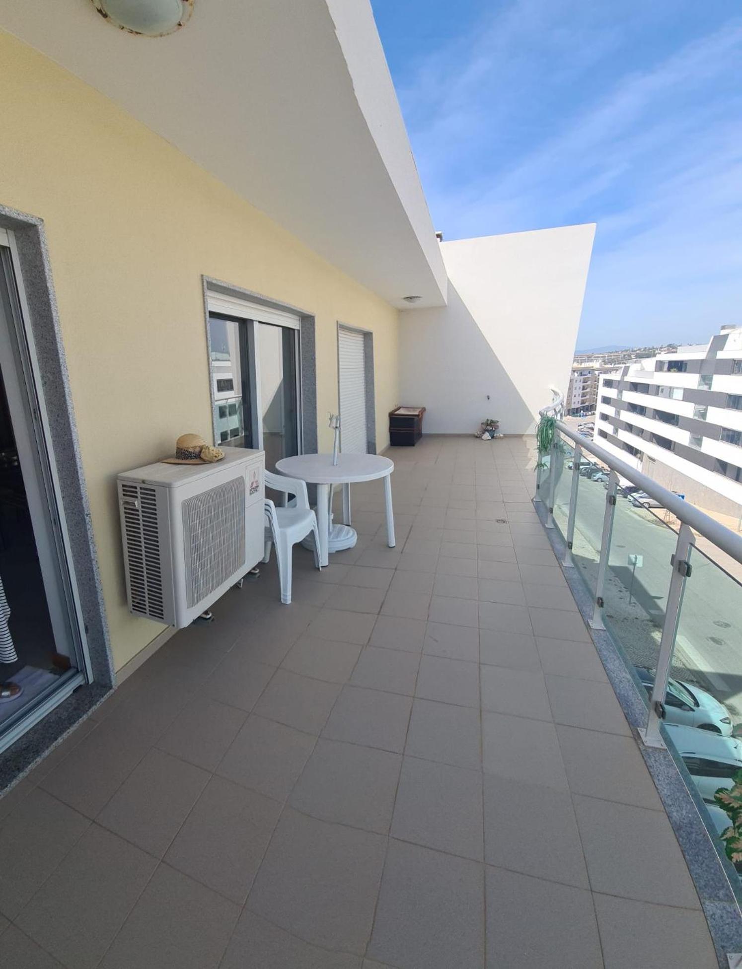 Down Town Apartment